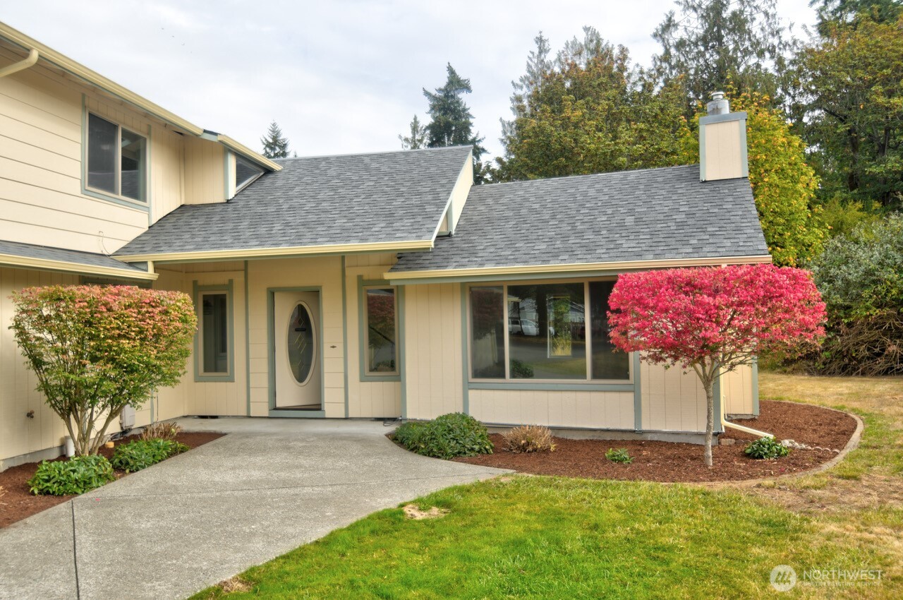 5328 Stikes Court Property Photo 2