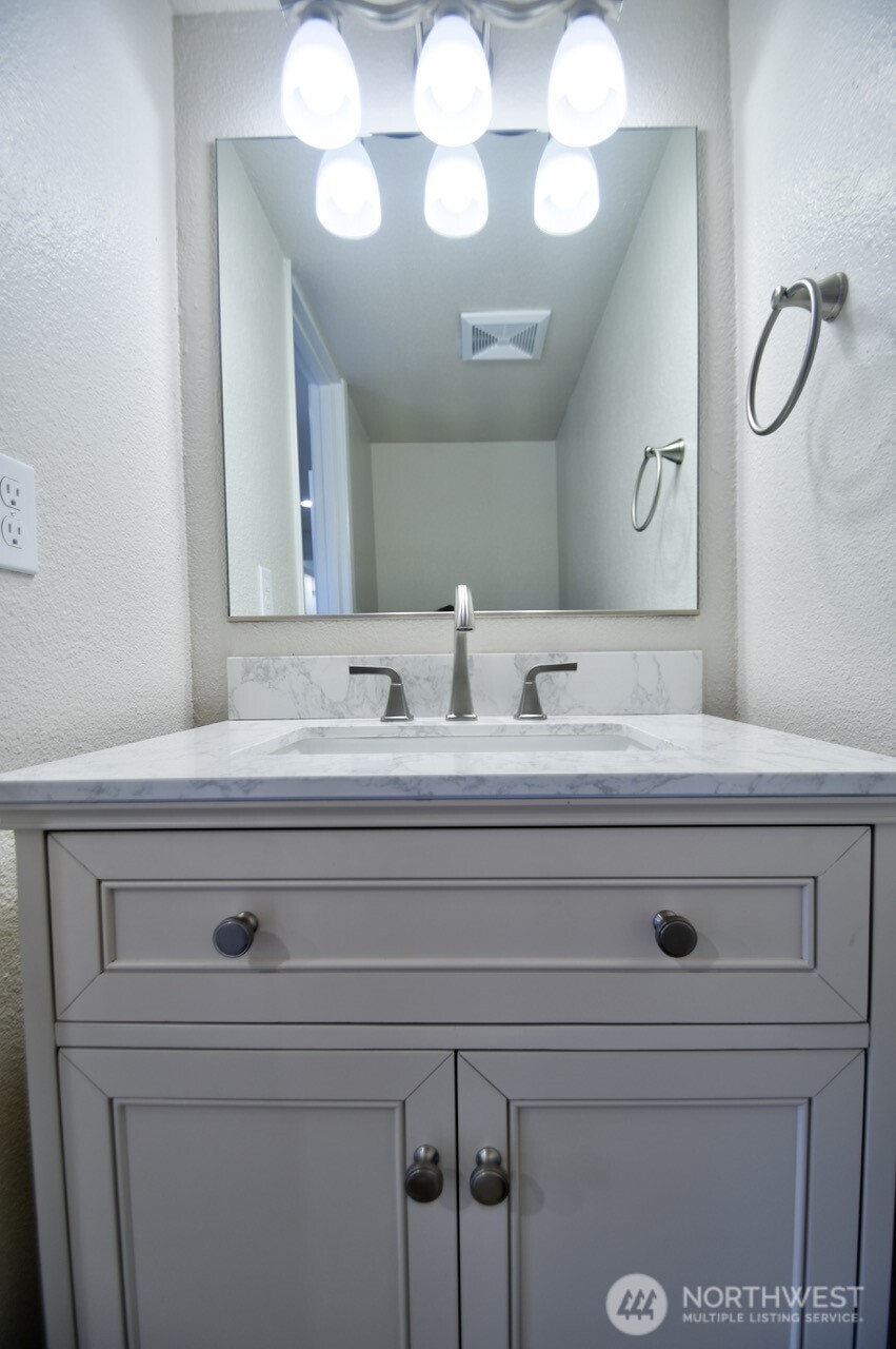 5328 Stikes Court Property Photo 15