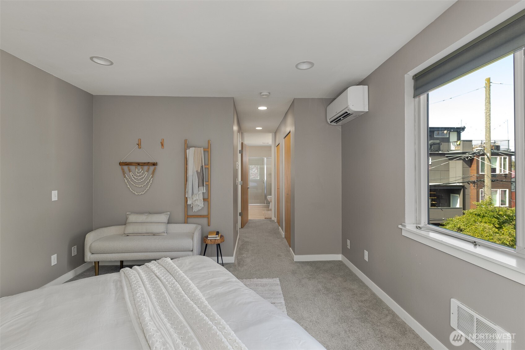 3421 Beacon Avenue Property Photo 16