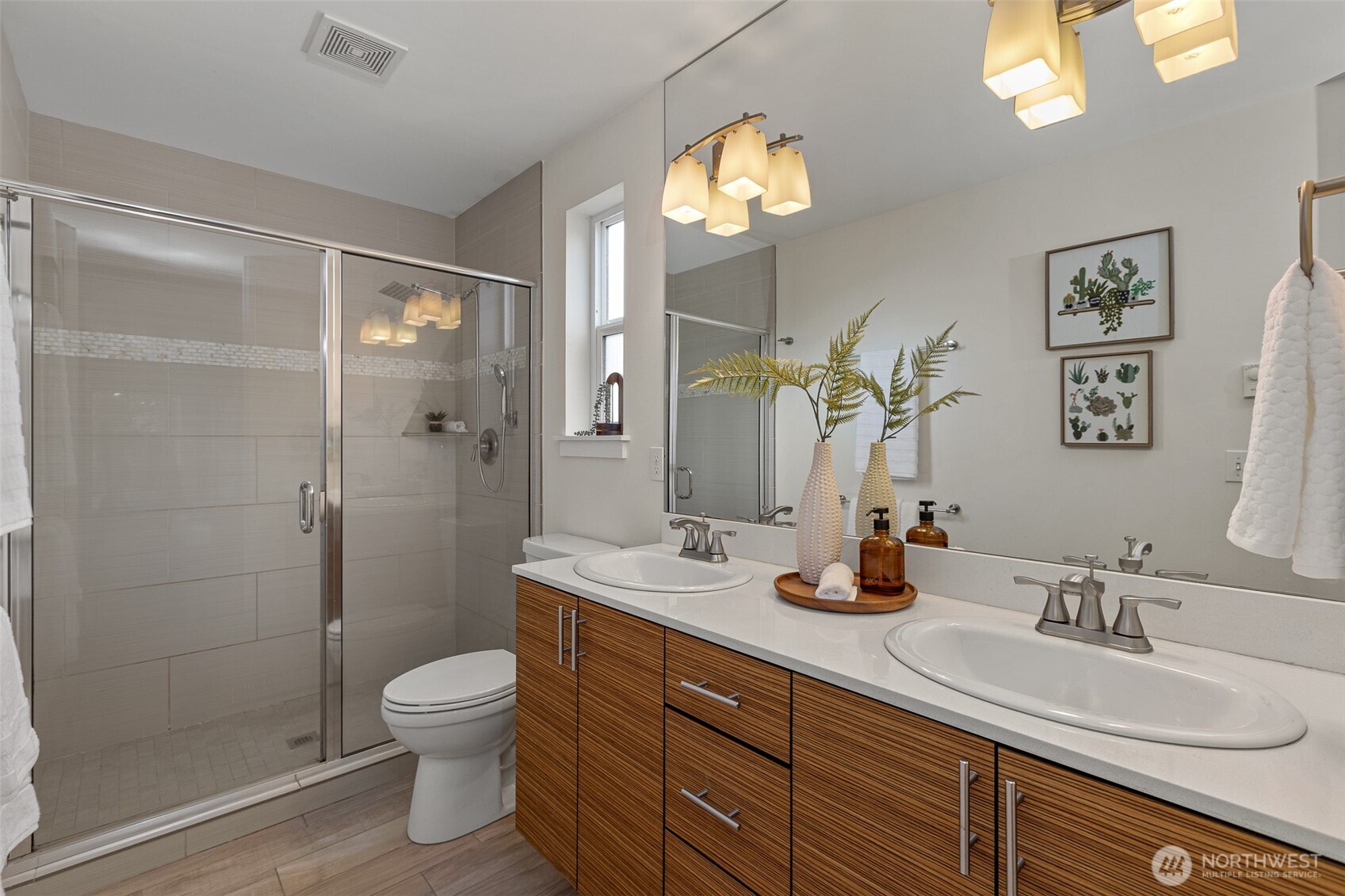 3421 Beacon Avenue Property Photo 18