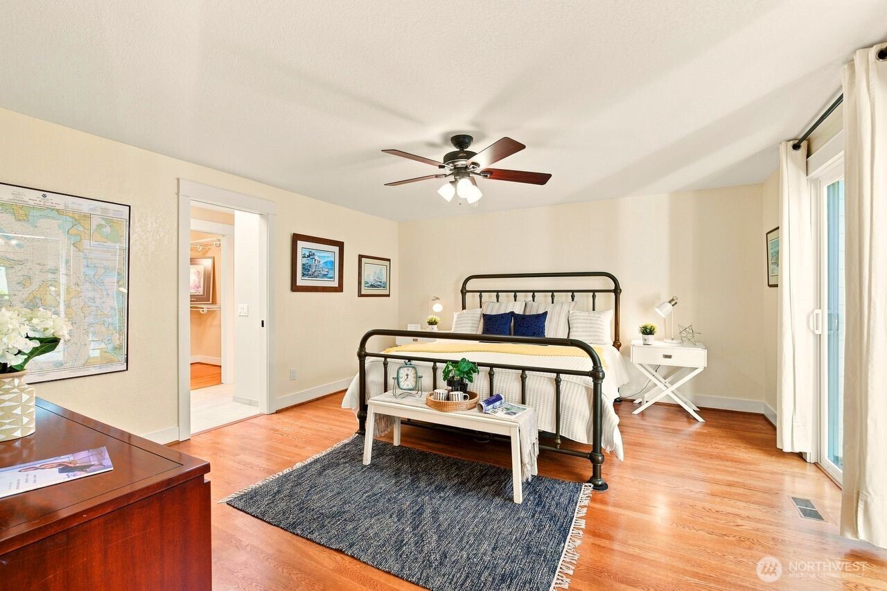 15000 Village Green Drive 2 Property Photo 18