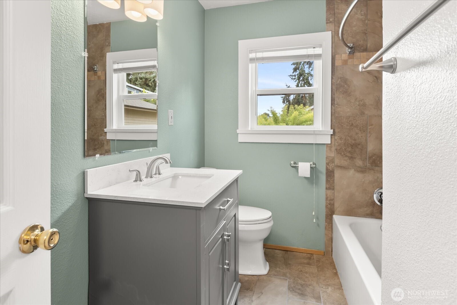 2404 Ravenna Street Property Photo 13