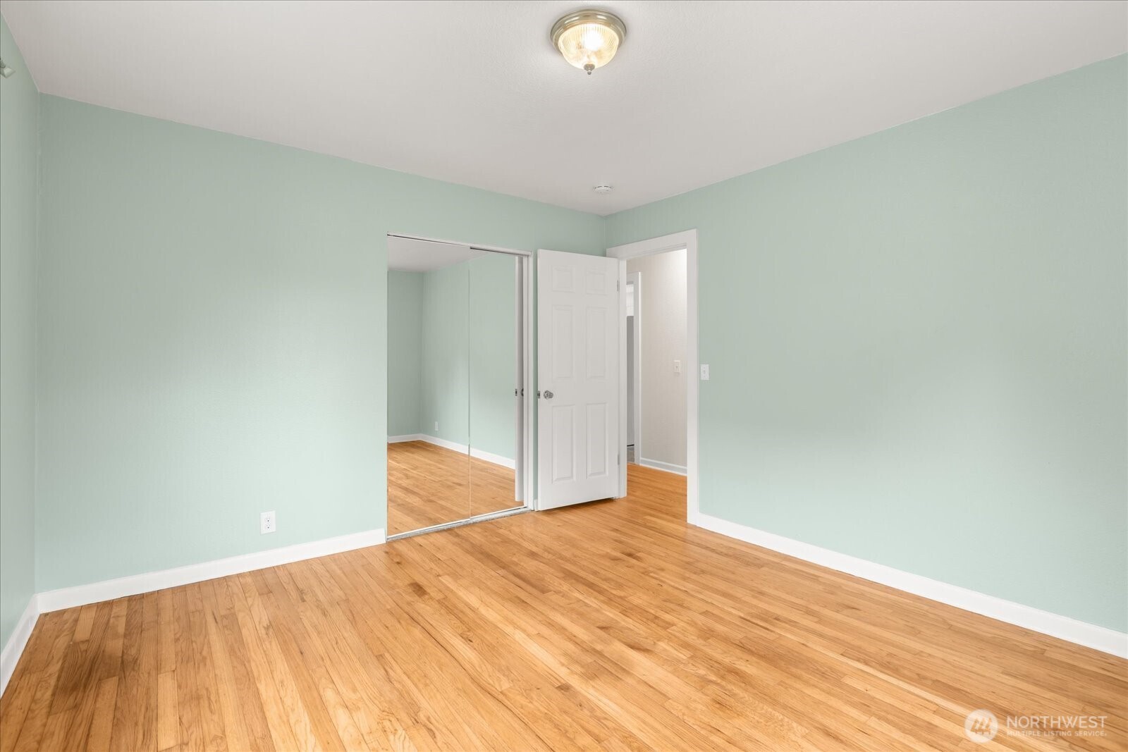 2404 Ravenna Street Property Photo 15