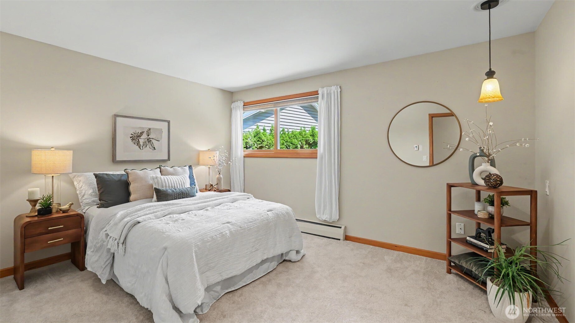 18744 Kenlake Place Property Photo 18