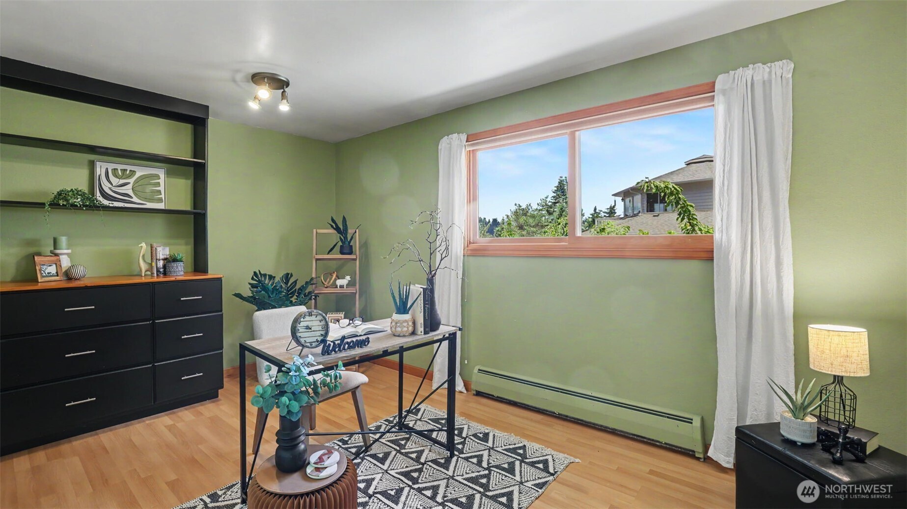 18744 Kenlake Place Property Photo 20