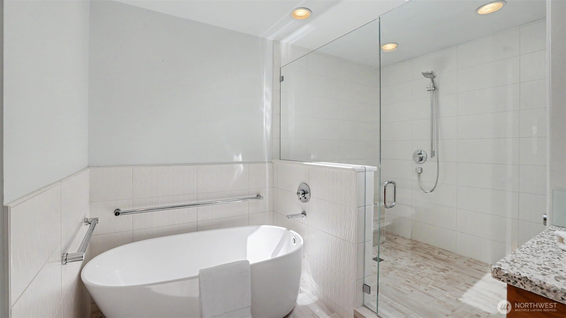 18744 Kenlake Place Property Photo 24