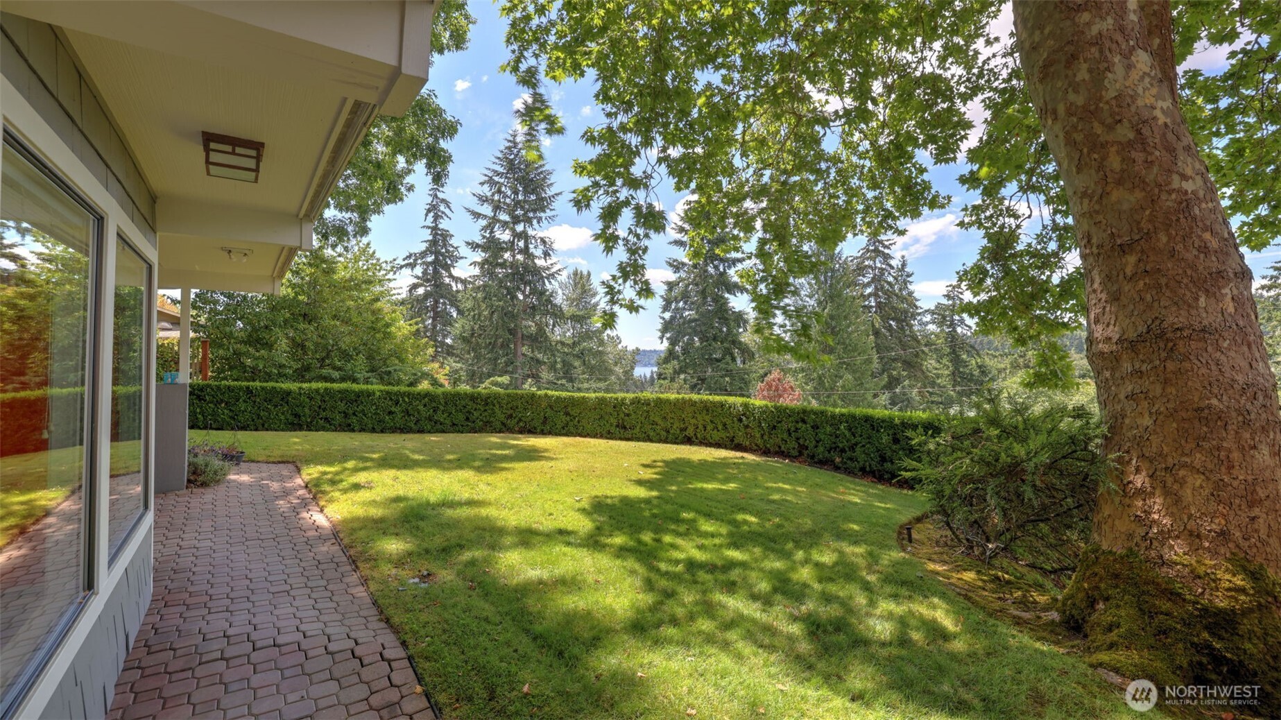 18744 Kenlake Place Property Photo 35