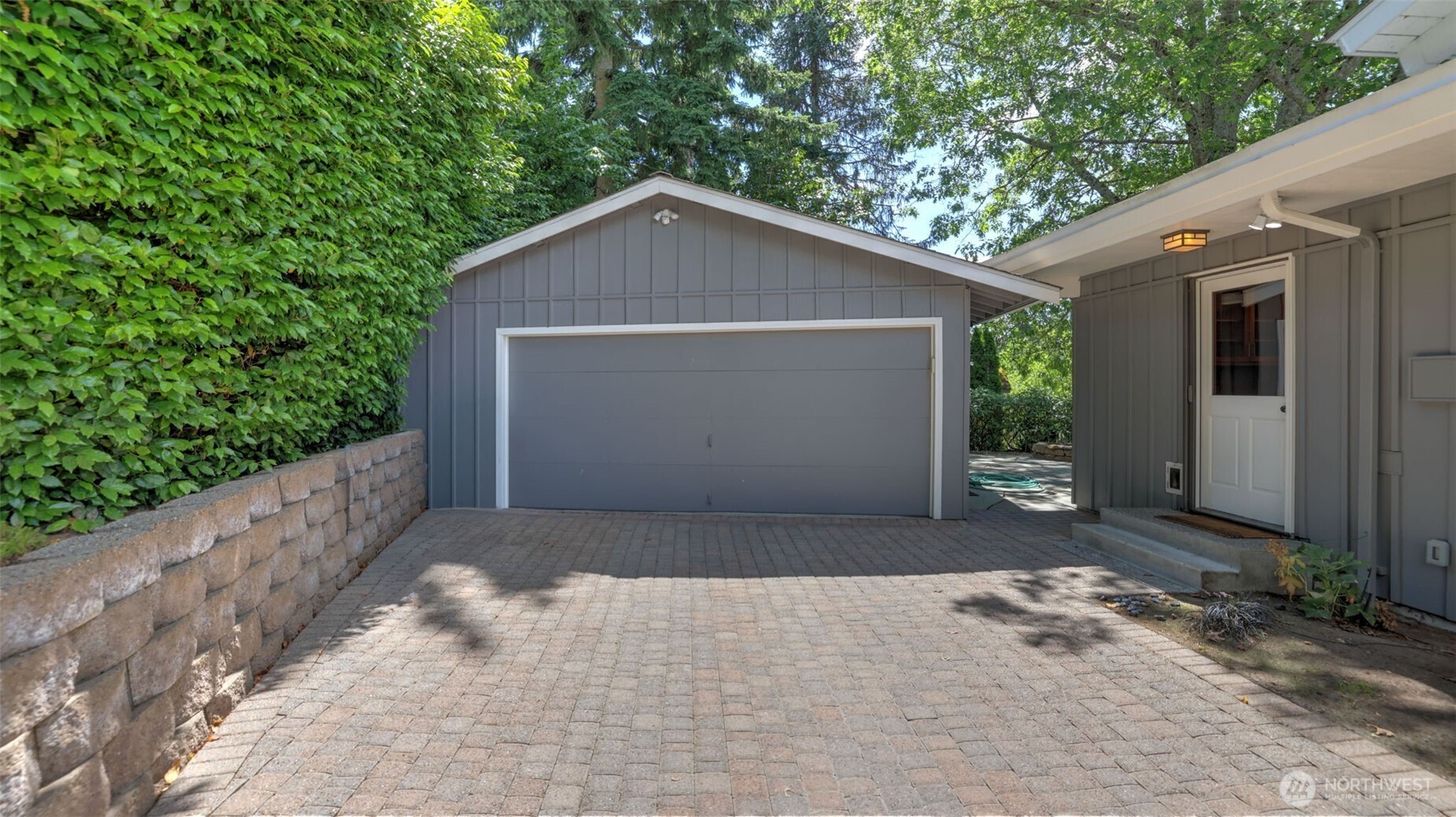18744 Kenlake Place Property Photo 36