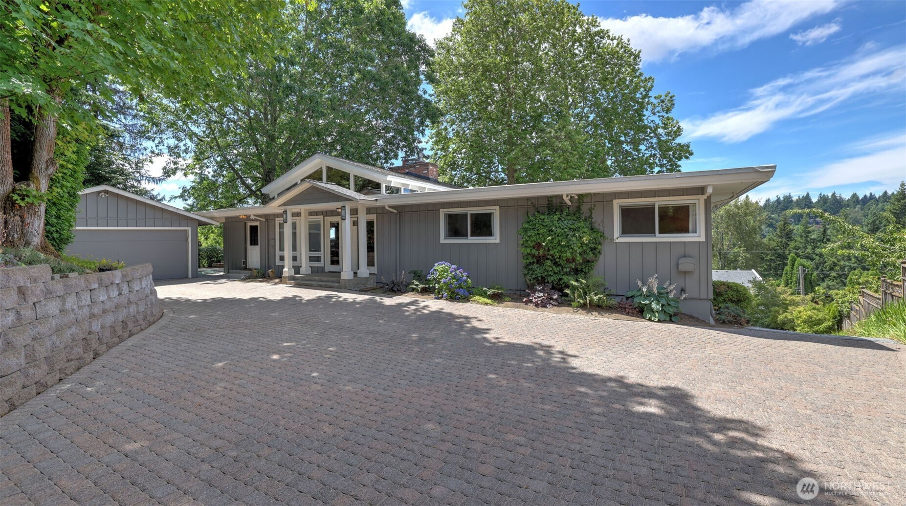 18744 Kenlake Place Property Photo 37