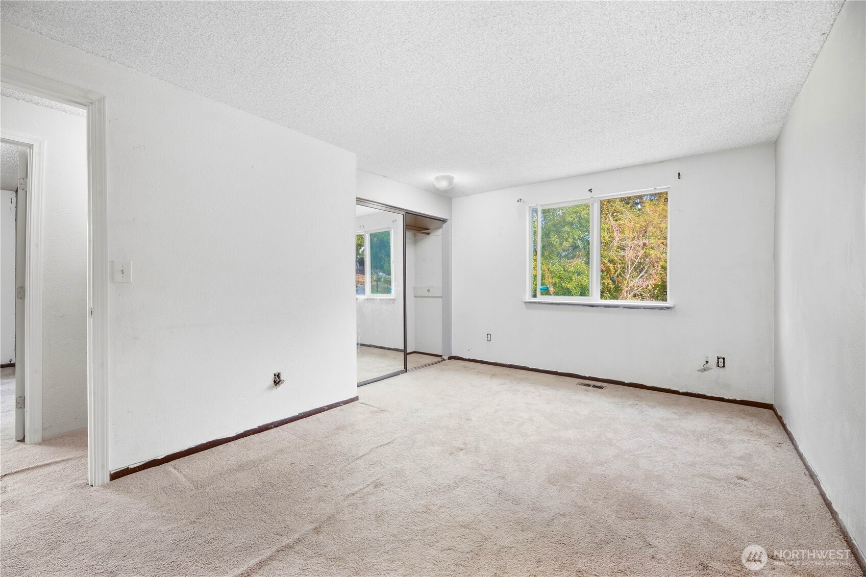 1807 9th Street Property Photo 12