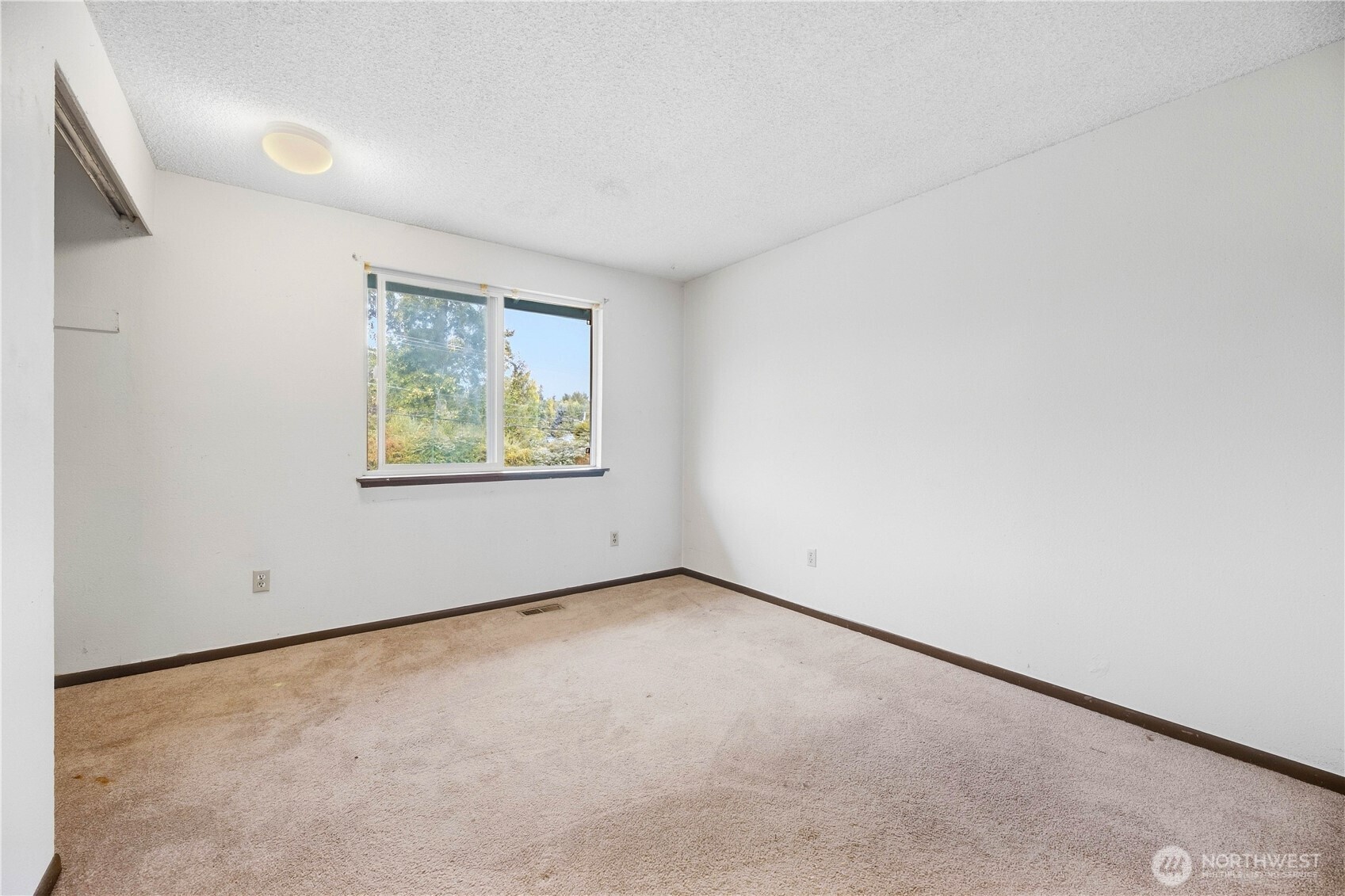 1807 9th Street Property Photo 15