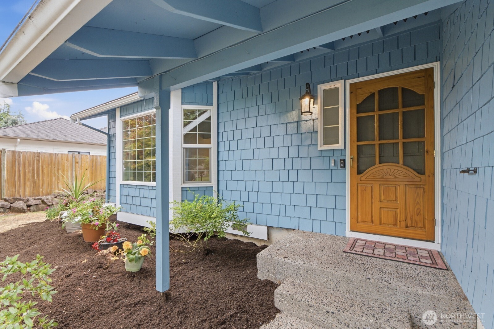 2608 184th Place Property Photo 2