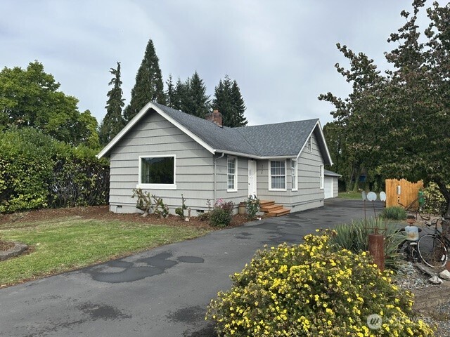 3324 Ocean Beach Highway Property Photo 1