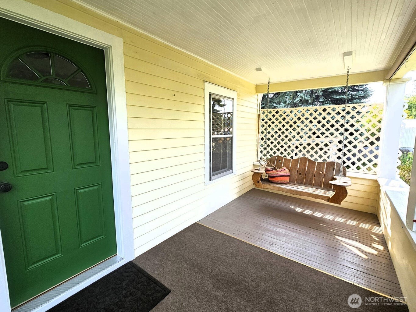 272 S Alder Street Property Photo 2