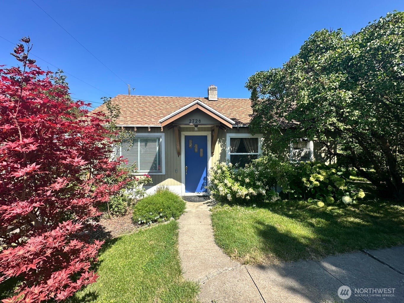 272 S Alder Street Property Photo 4