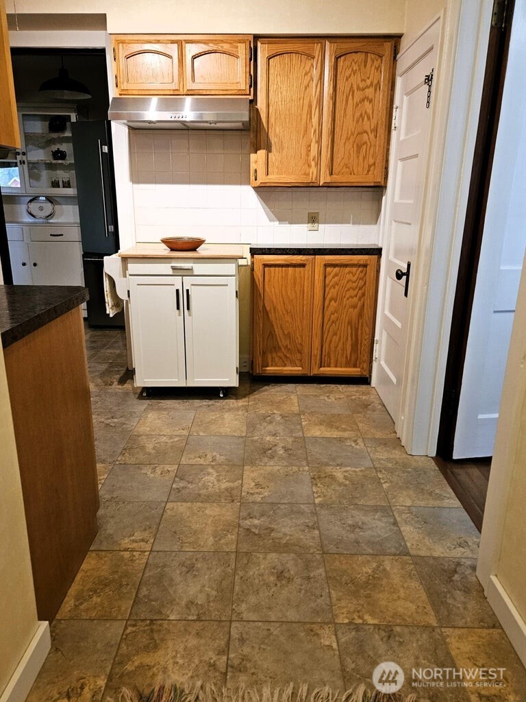 272 S Alder Street Property Photo 7