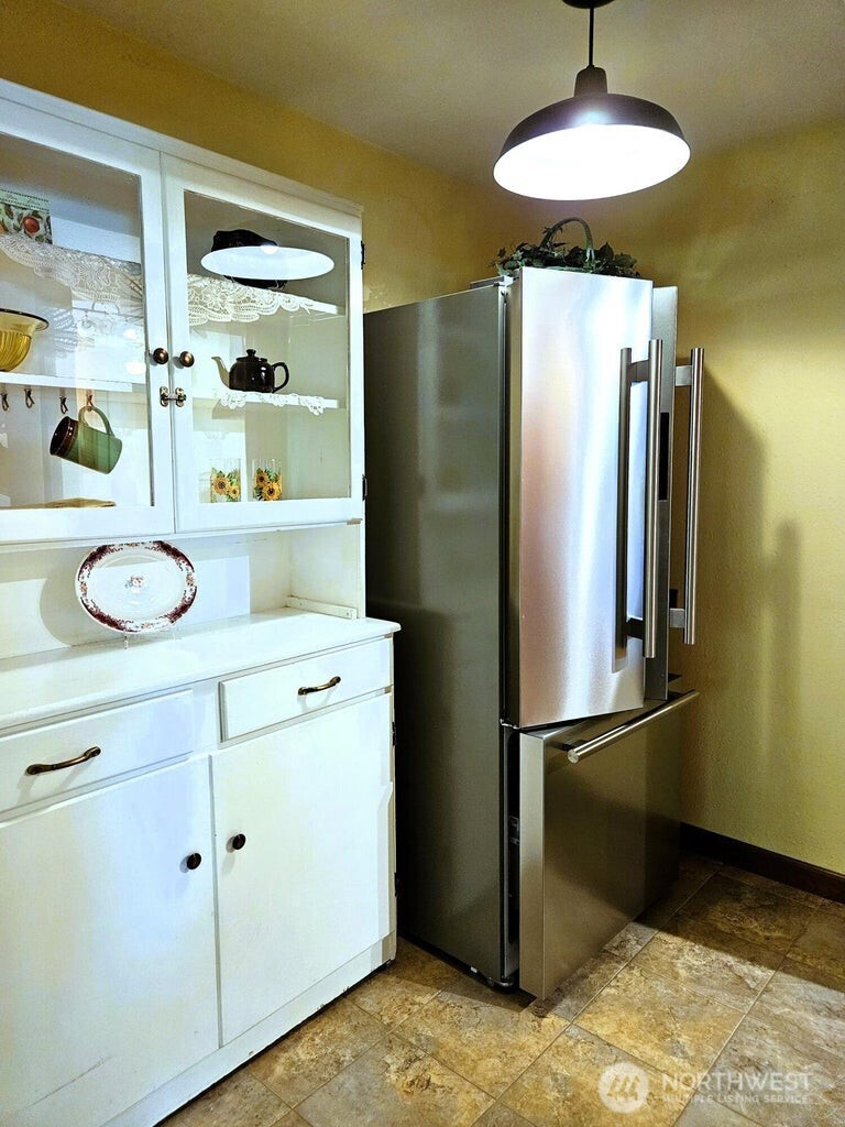 272 S Alder Street Property Photo 10