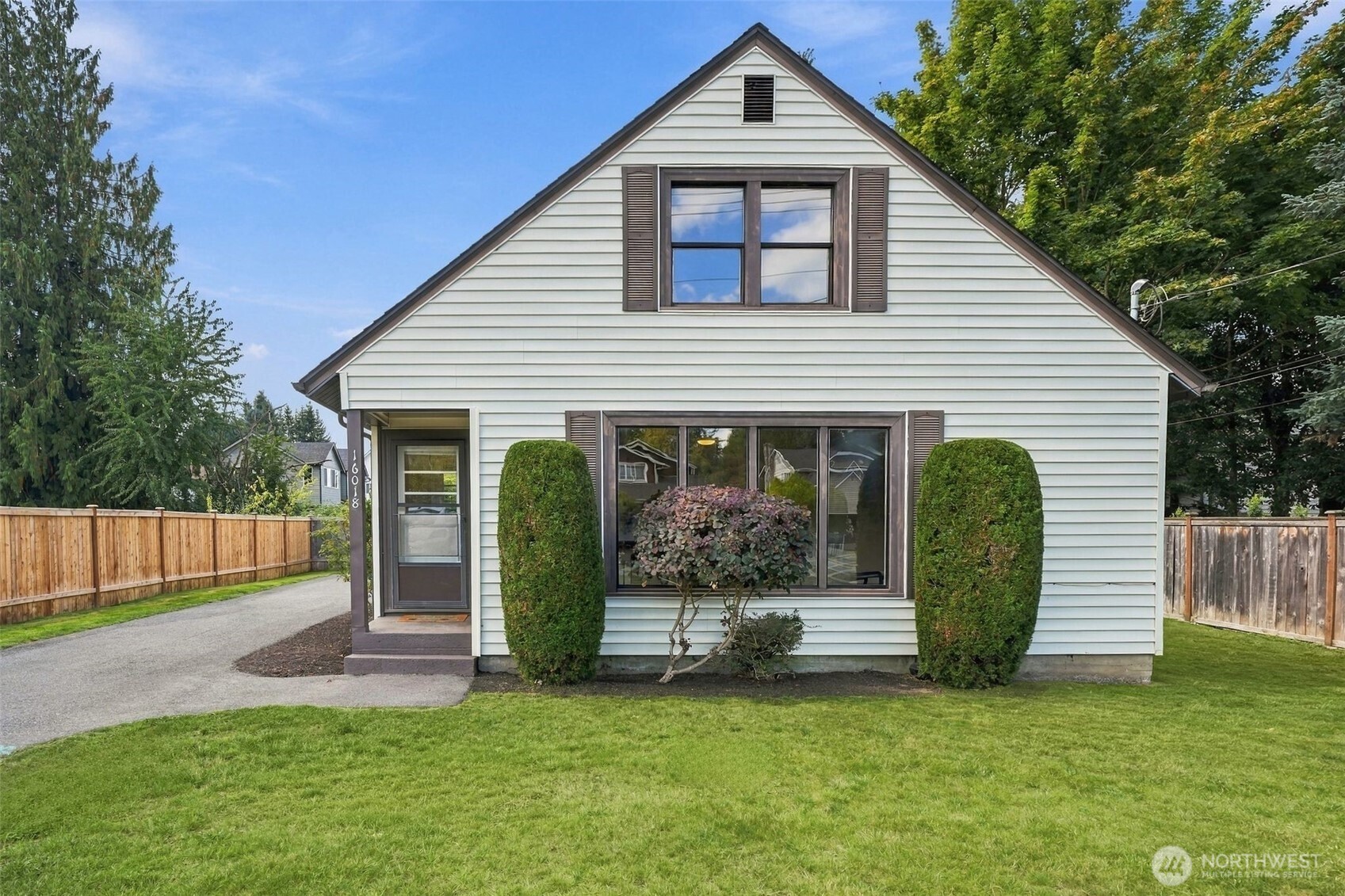 16018 179th Avenue Property Photo 1