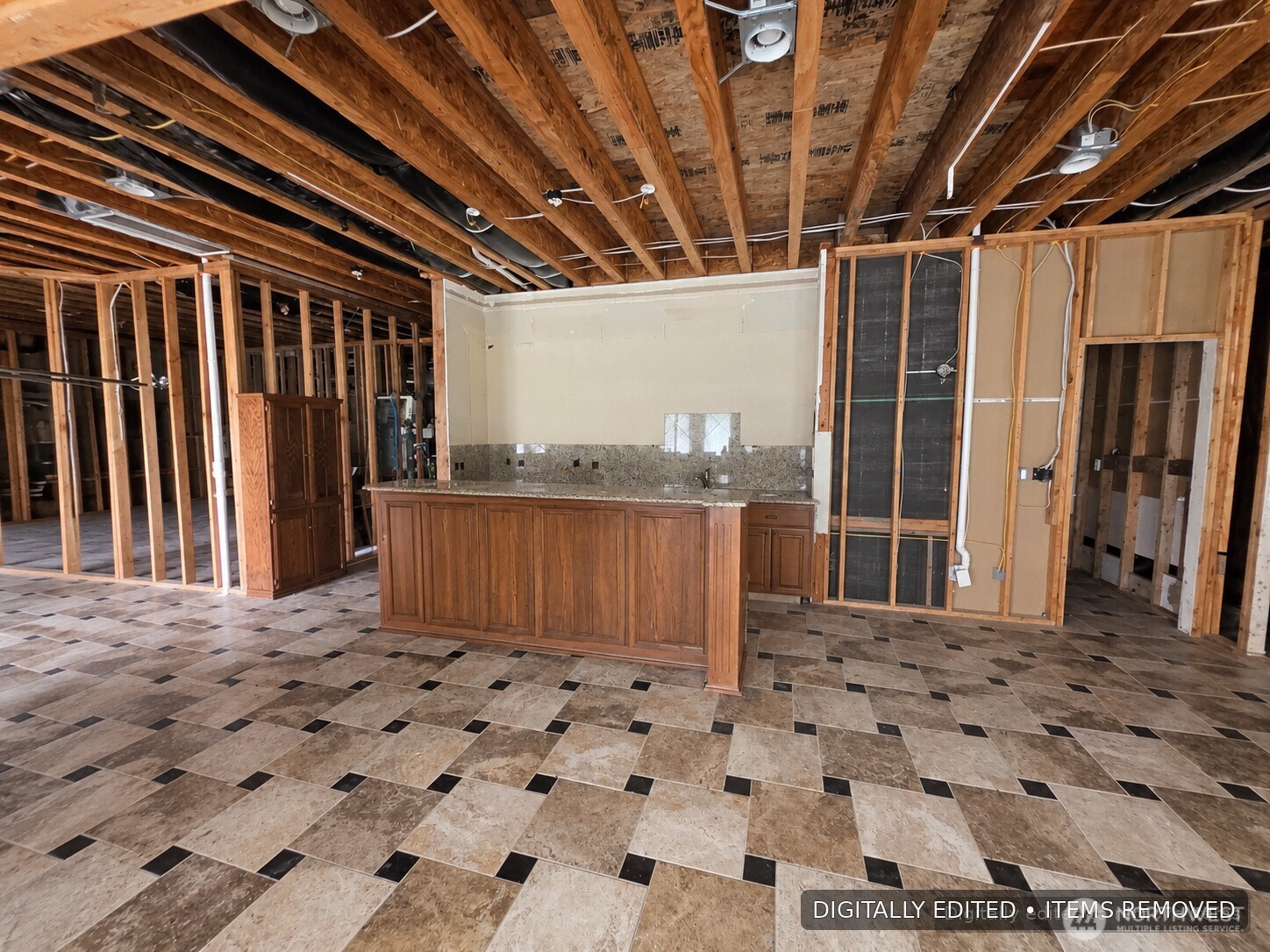 21617 E Lost Lake Road Property Photo 6