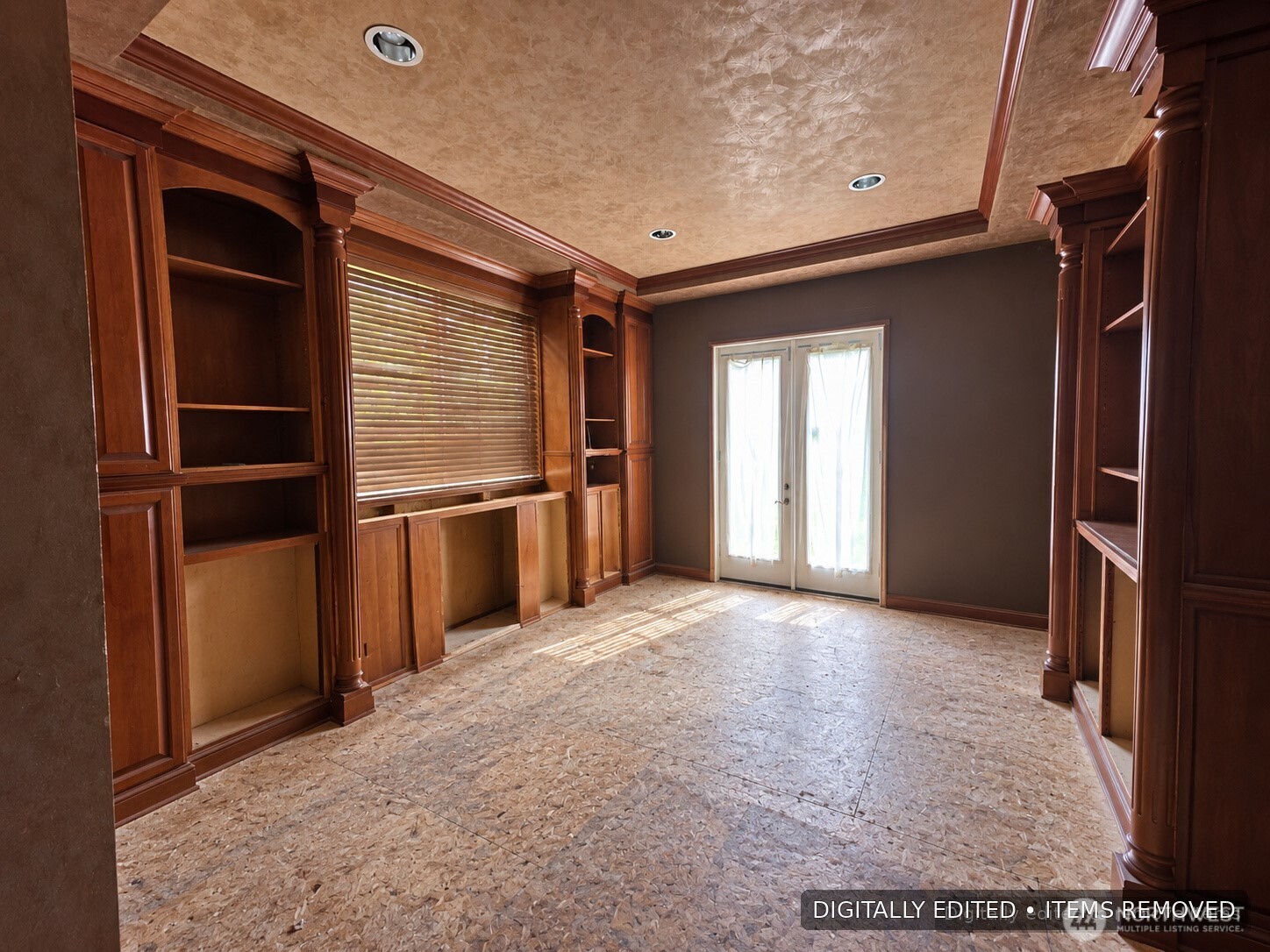 21617 E Lost Lake Road Property Photo 10