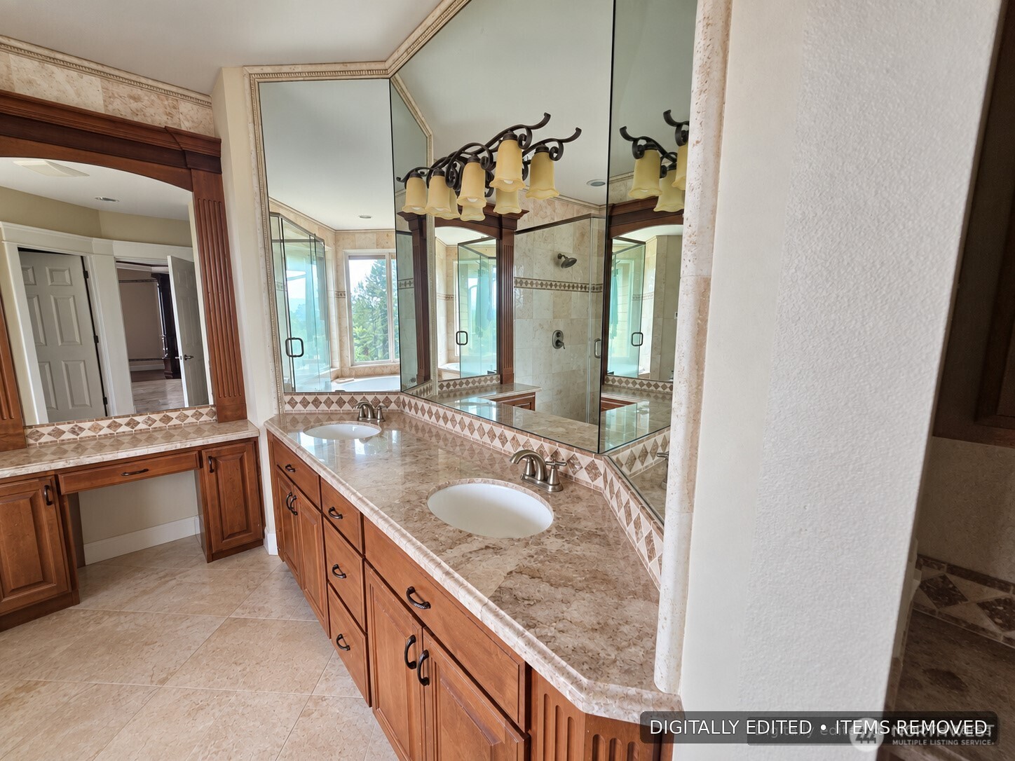 21617 E Lost Lake Road Property Photo 23