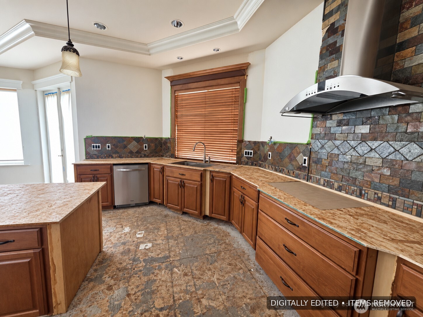 21617 E Lost Lake Road Property Photo 32