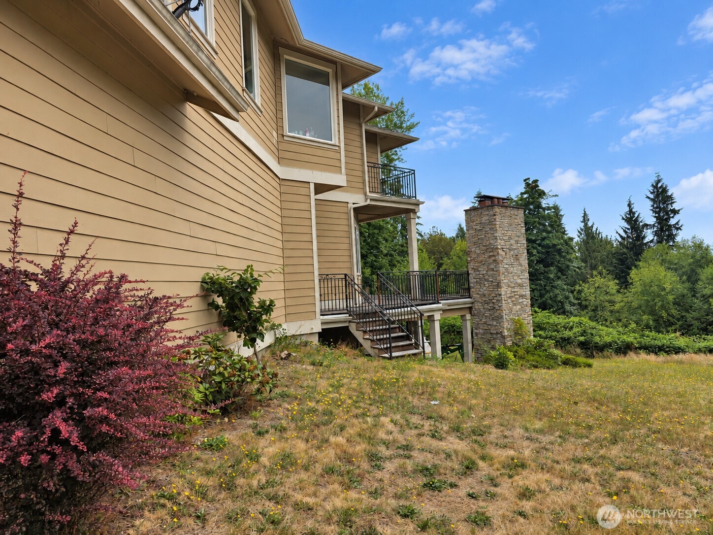21617 E Lost Lake Road Property Photo 38