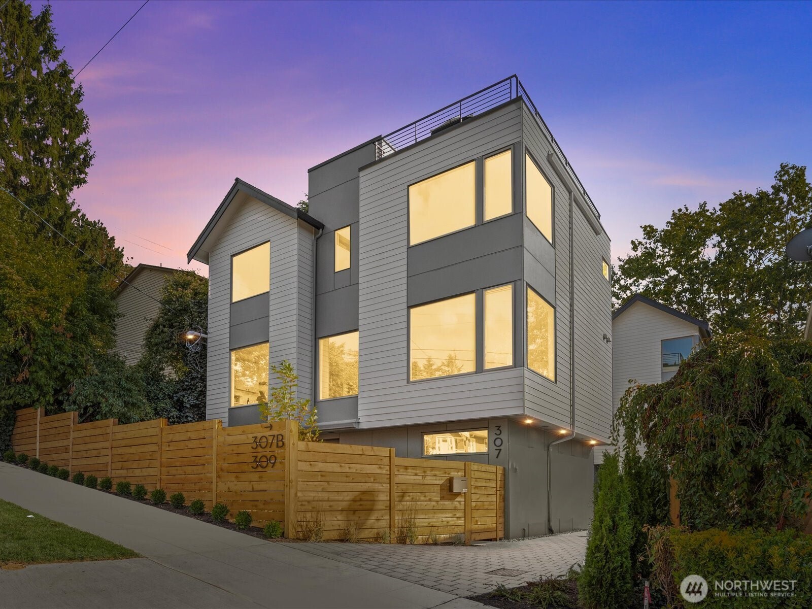 307 Nw 52nd Street Property Photo 1