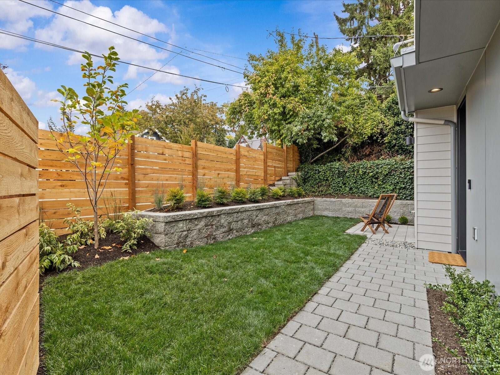 307 Nw 52nd Street Property Photo 5