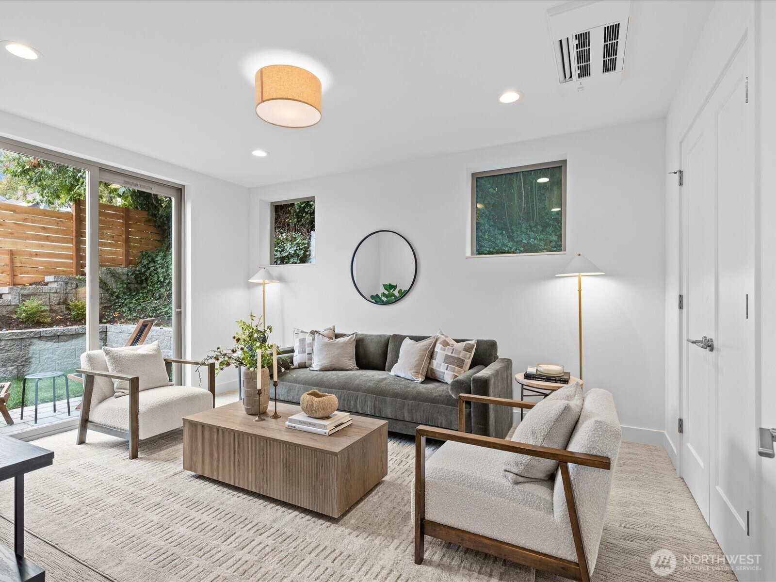 307 Nw 52nd Street Property Photo 8