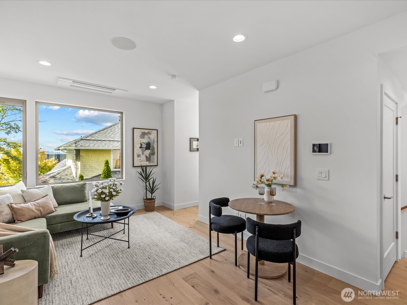 307 Nw 52nd Street B Property Photo 10