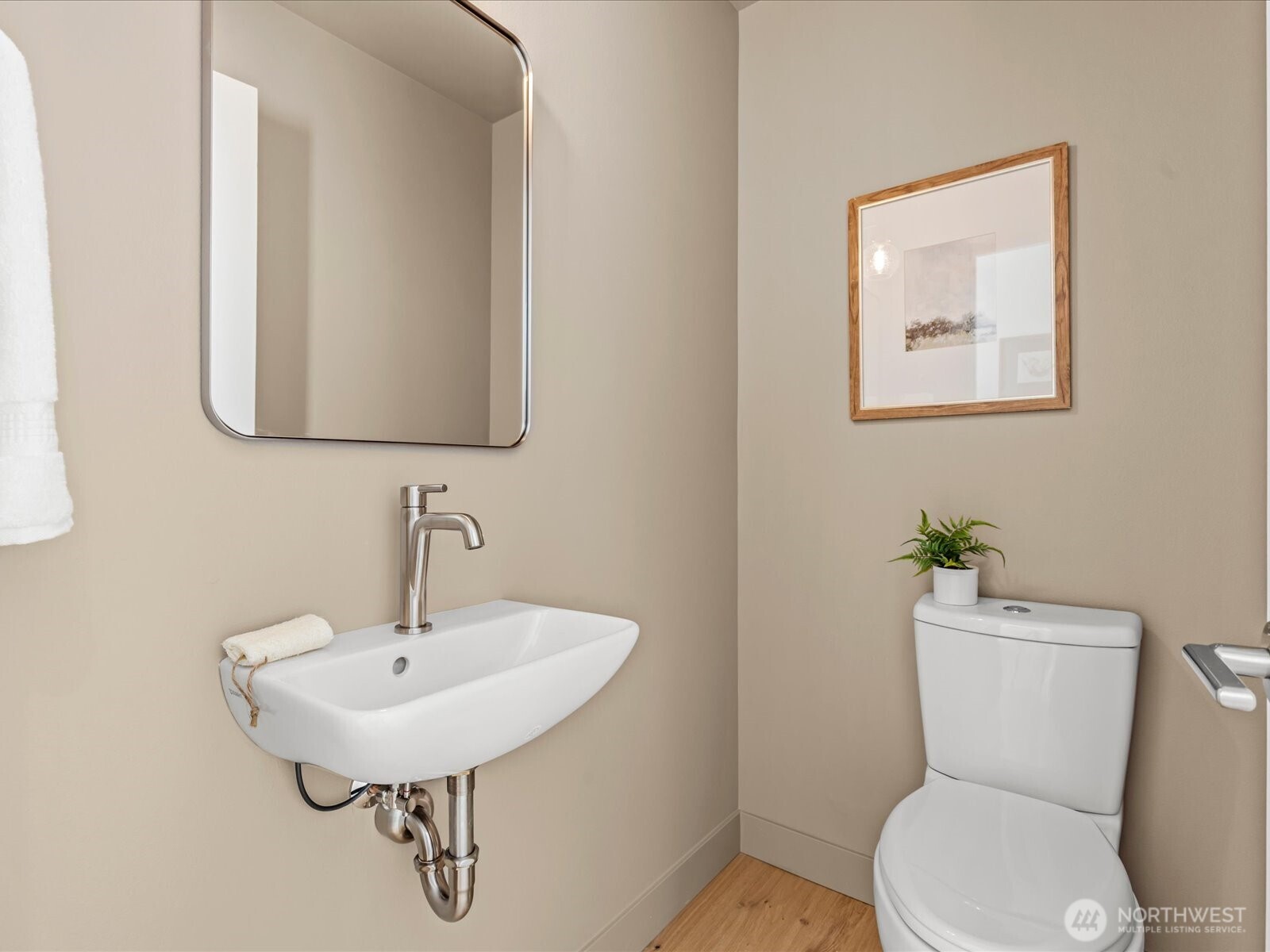 307 Nw 52nd Street B Property Photo 14