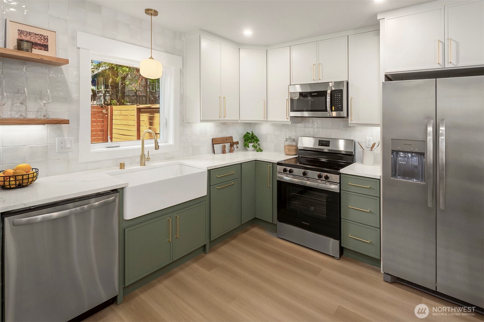 11028 Evanston Avenue Property Photo 6