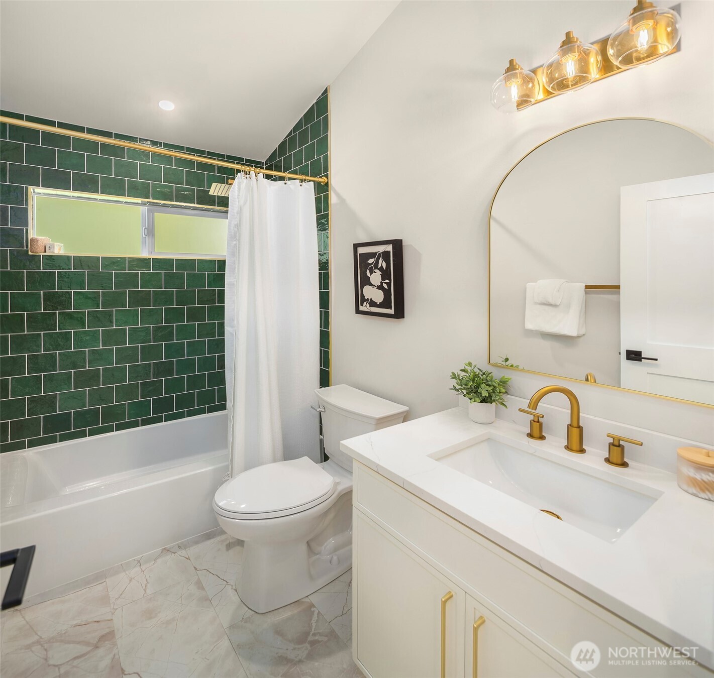 11028 Evanston Avenue Property Photo 16