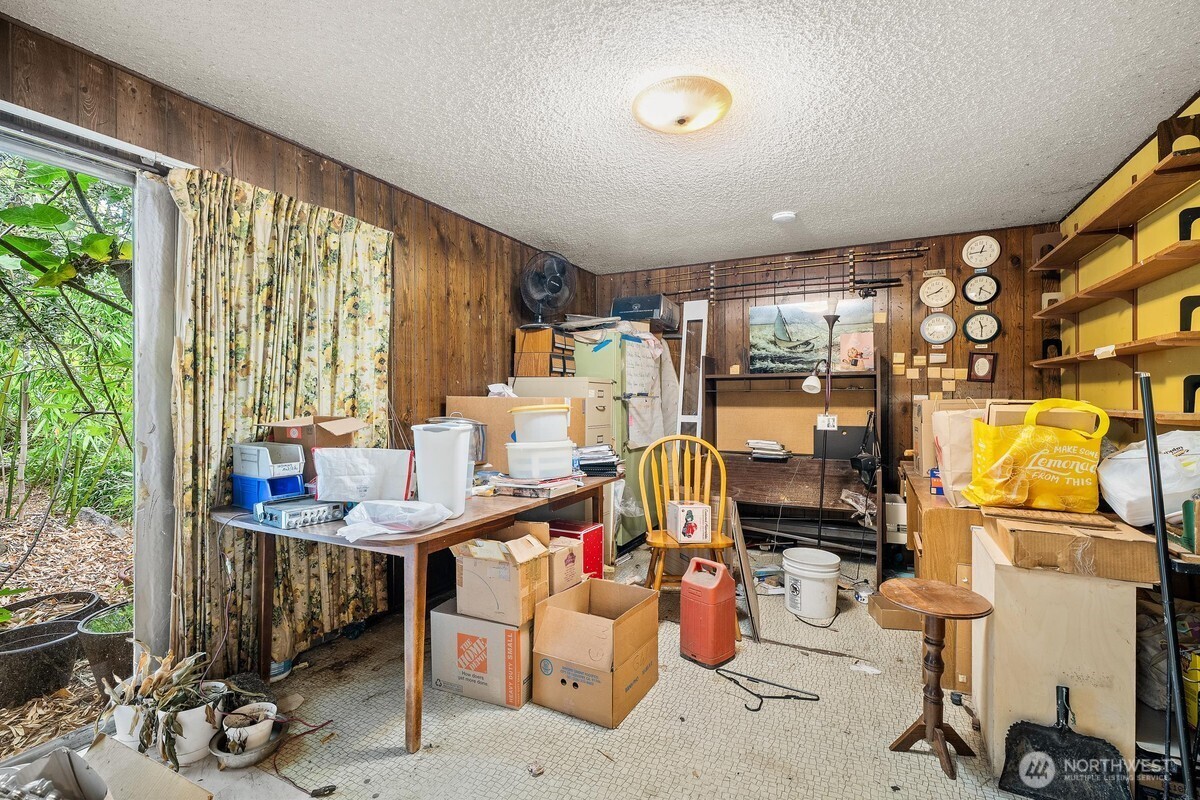 13205 160th Avenue Property Photo 2