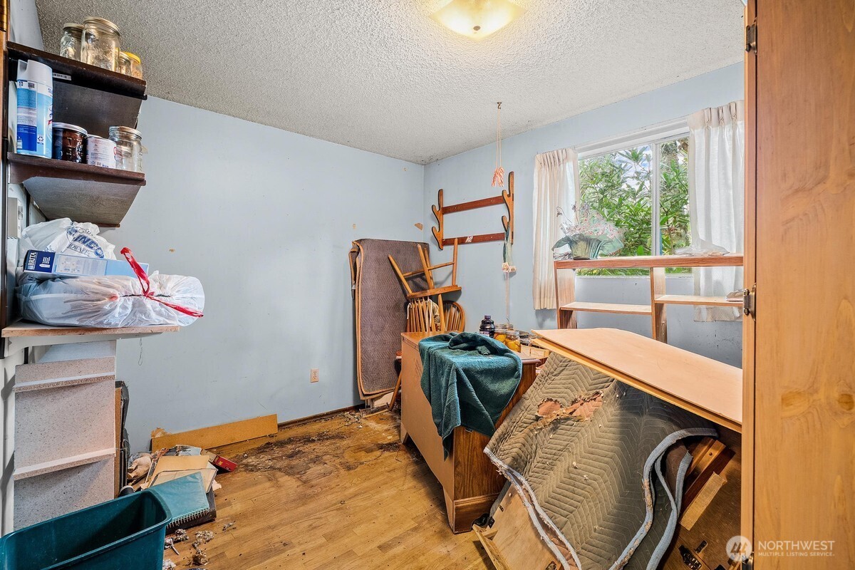 13205 160th Avenue Property Photo 6