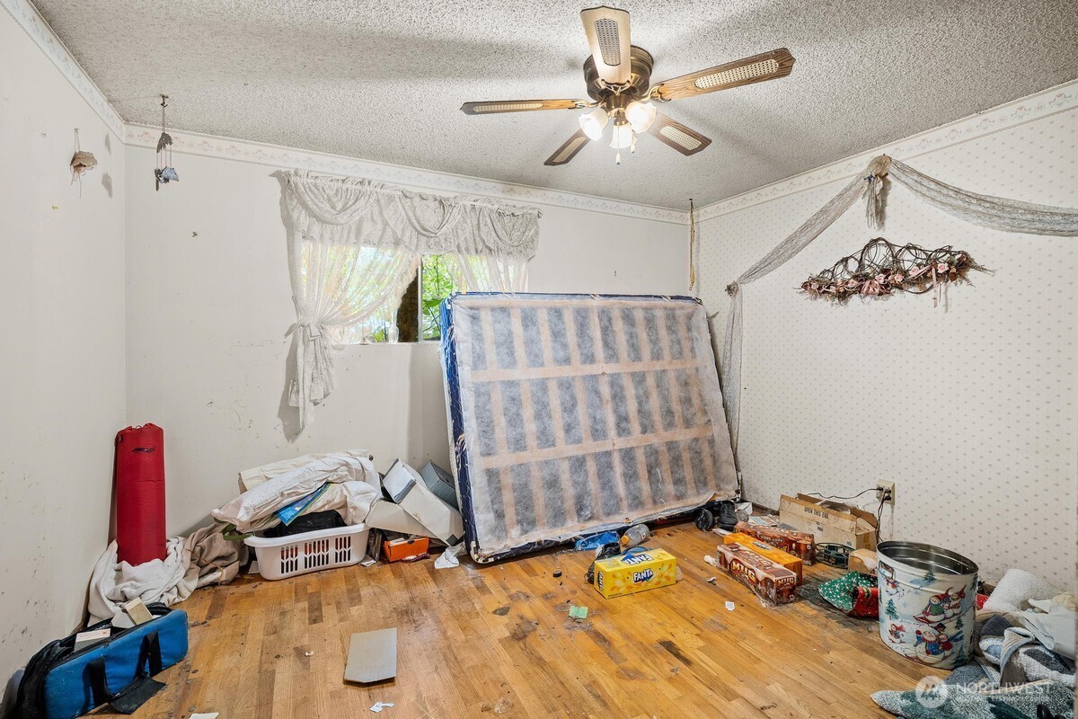 13205 160th Avenue Property Photo 7