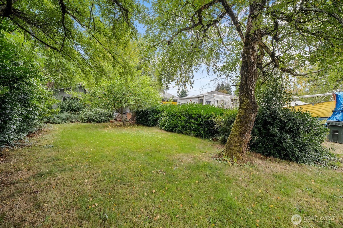 13205 160th Avenue Property Photo 14