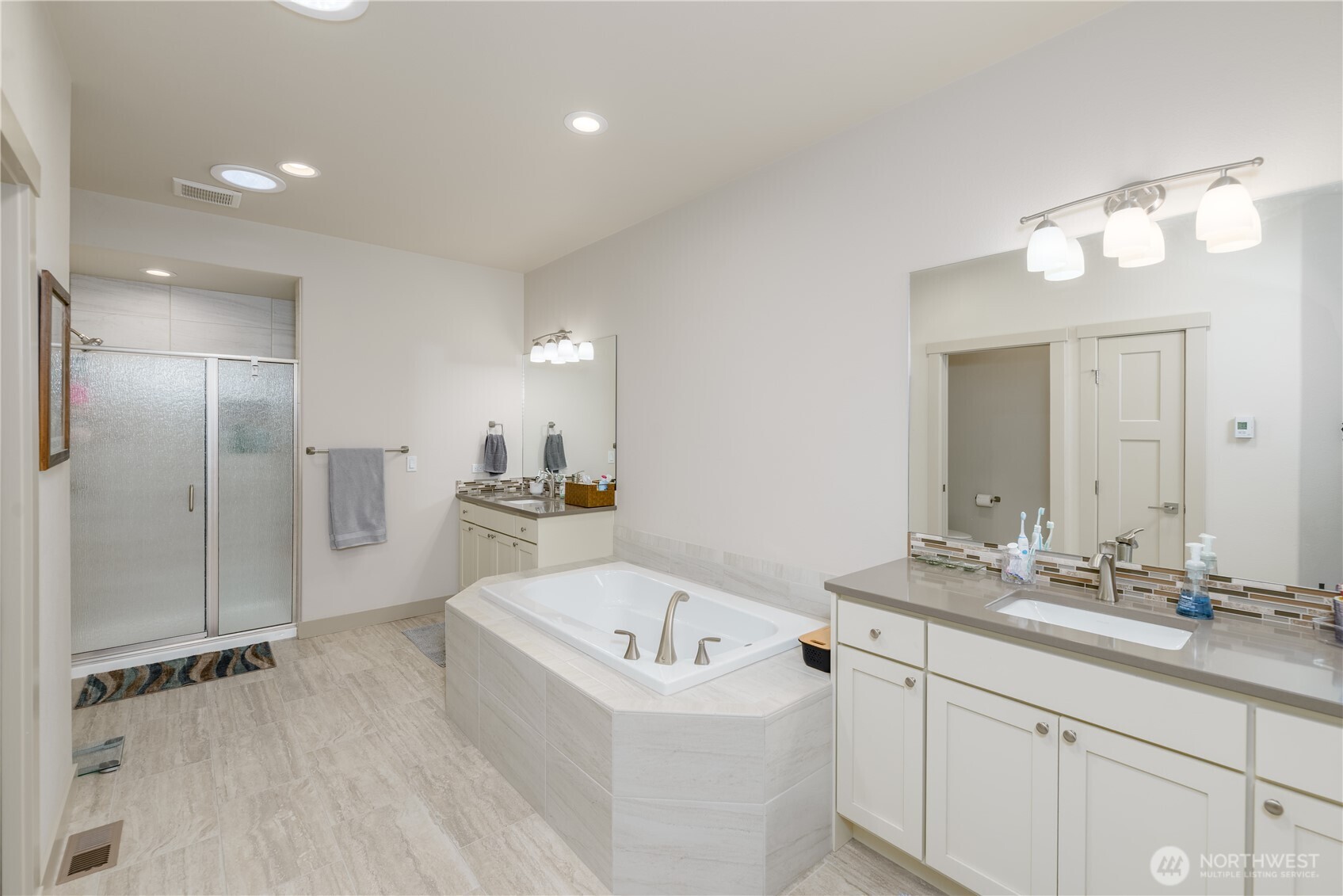250 Mount Baker Drive A Property Photo 18