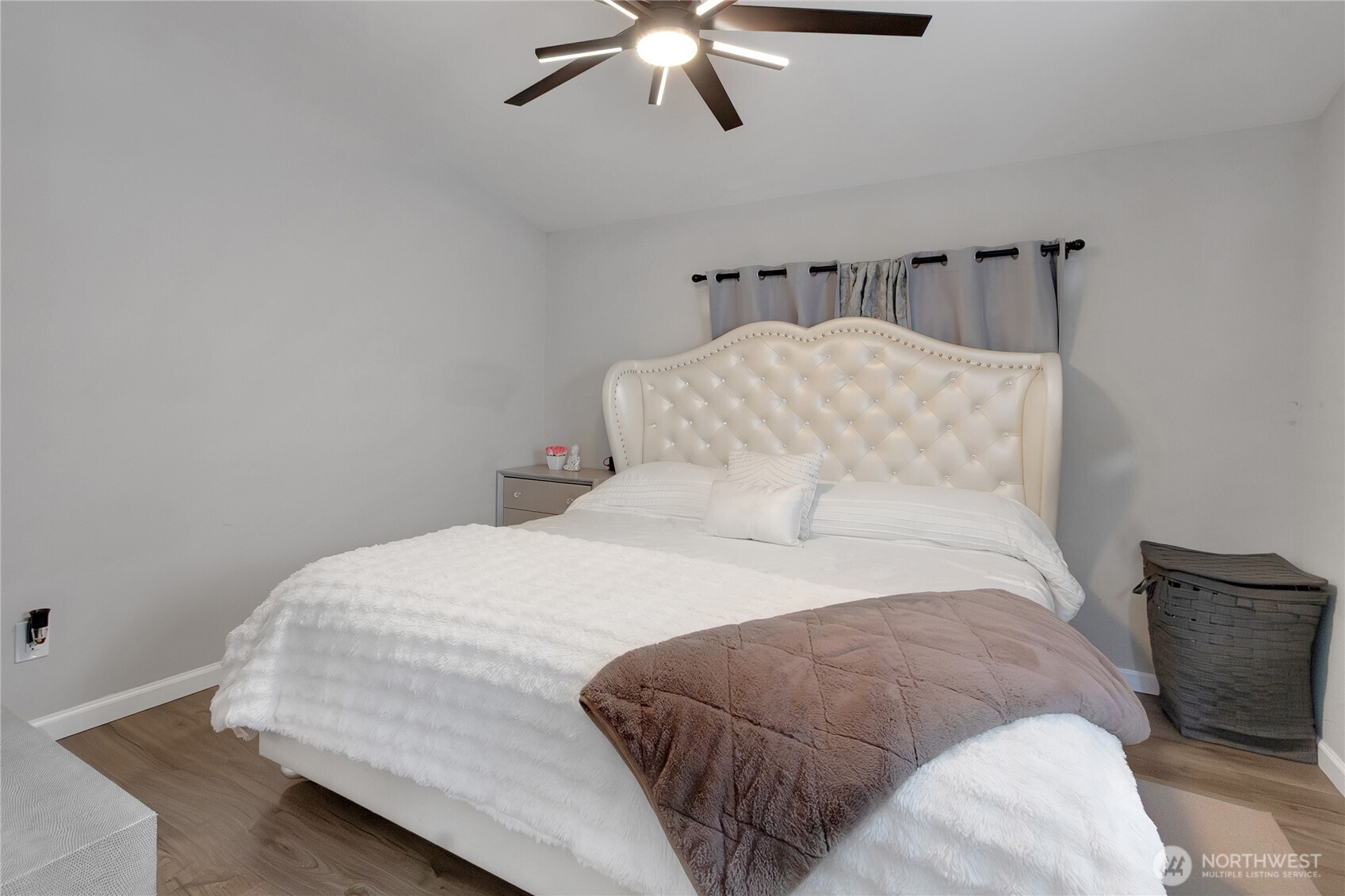 20801 Bonanza Drive Property Photo 13