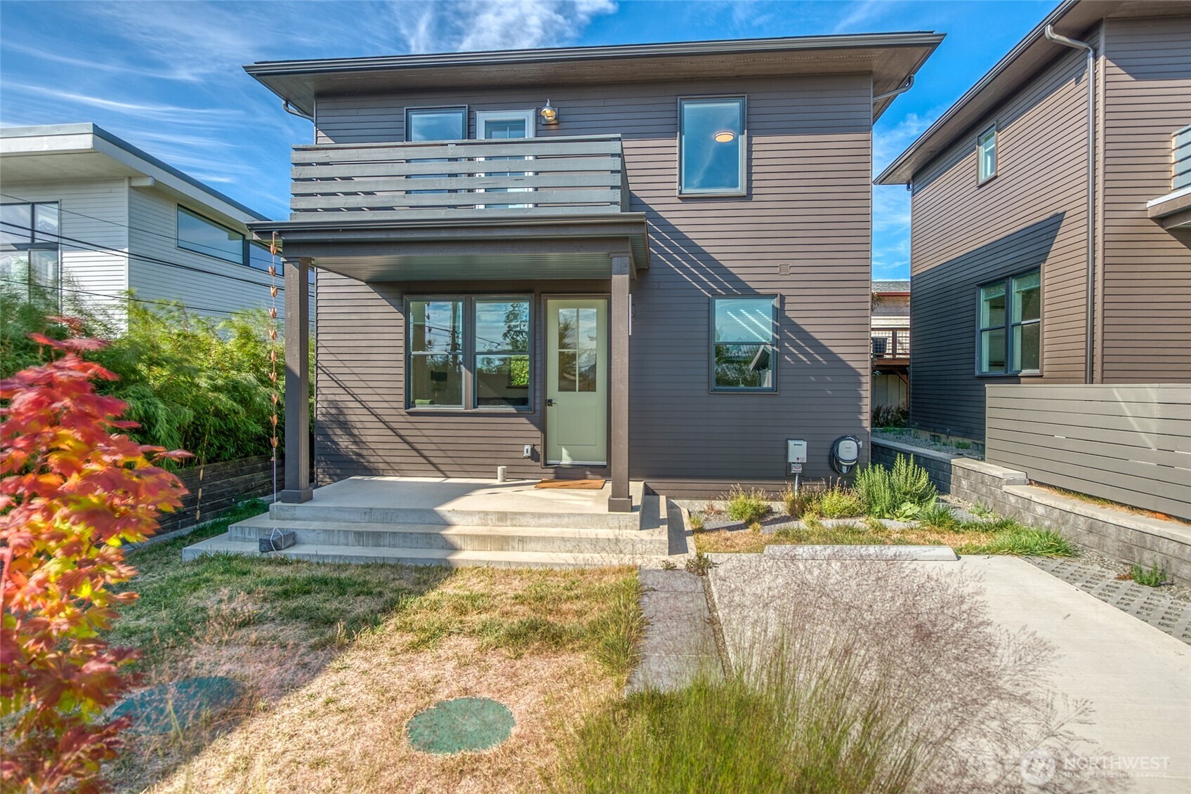 429 Pine Street C Property Photo 2