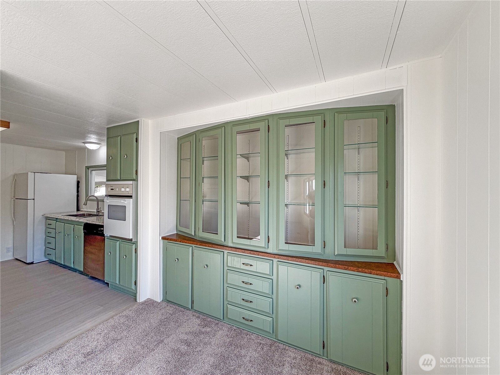 2500 Alder Street 42 Property Photo 12
