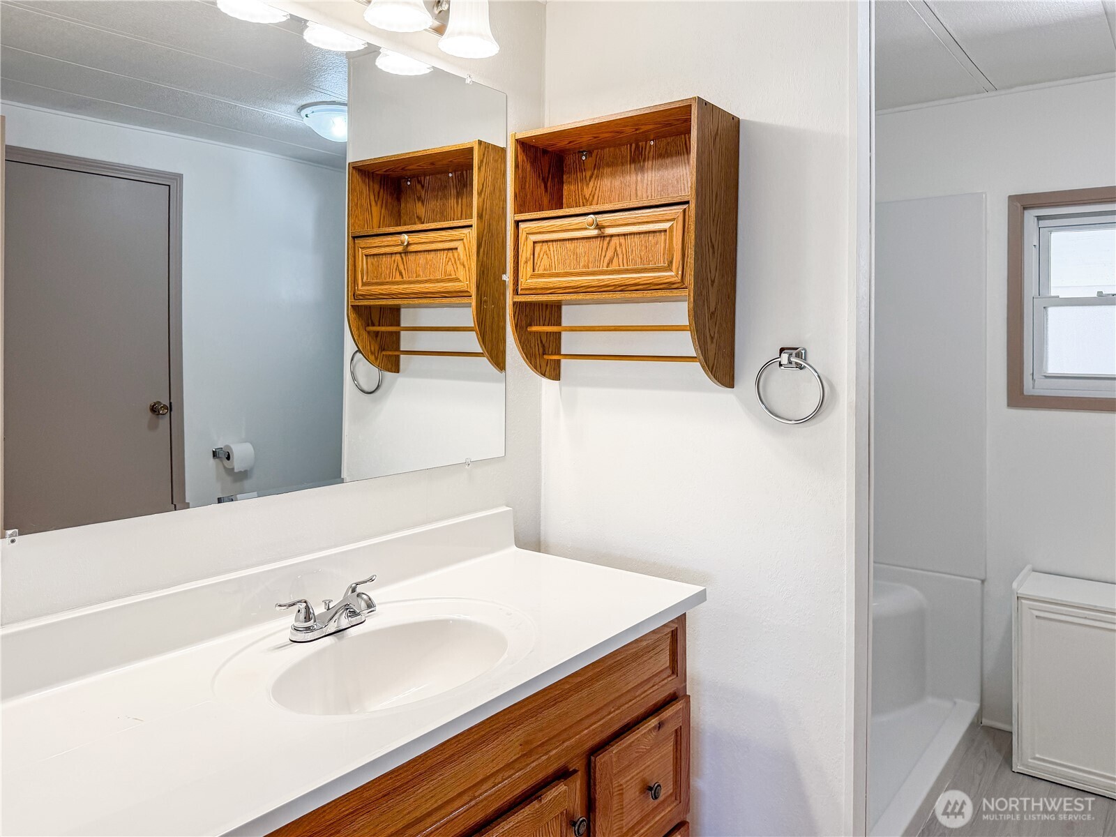 2500 Alder Street 42 Property Photo 28