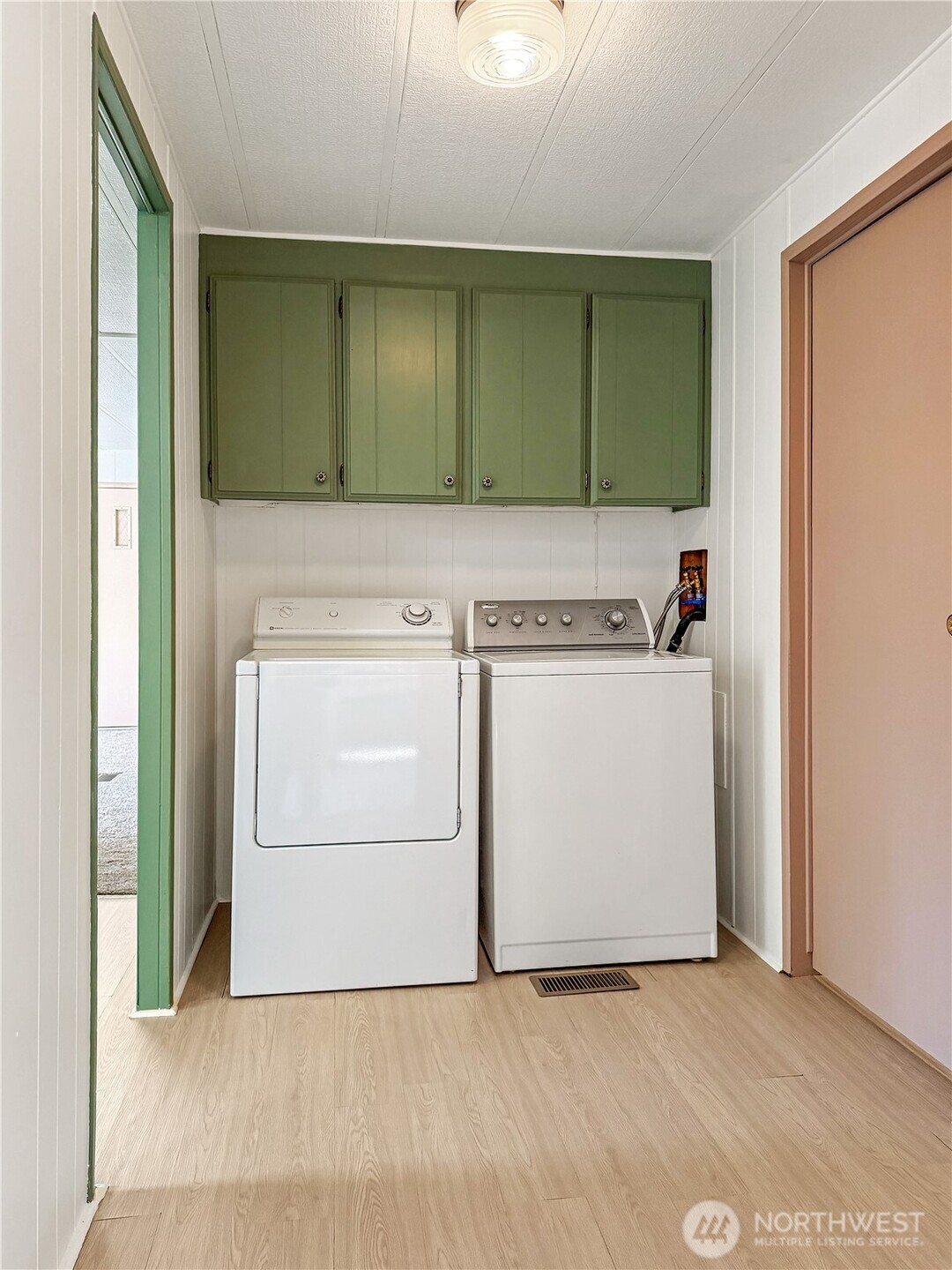 2500 Alder Street 42 Property Photo 32