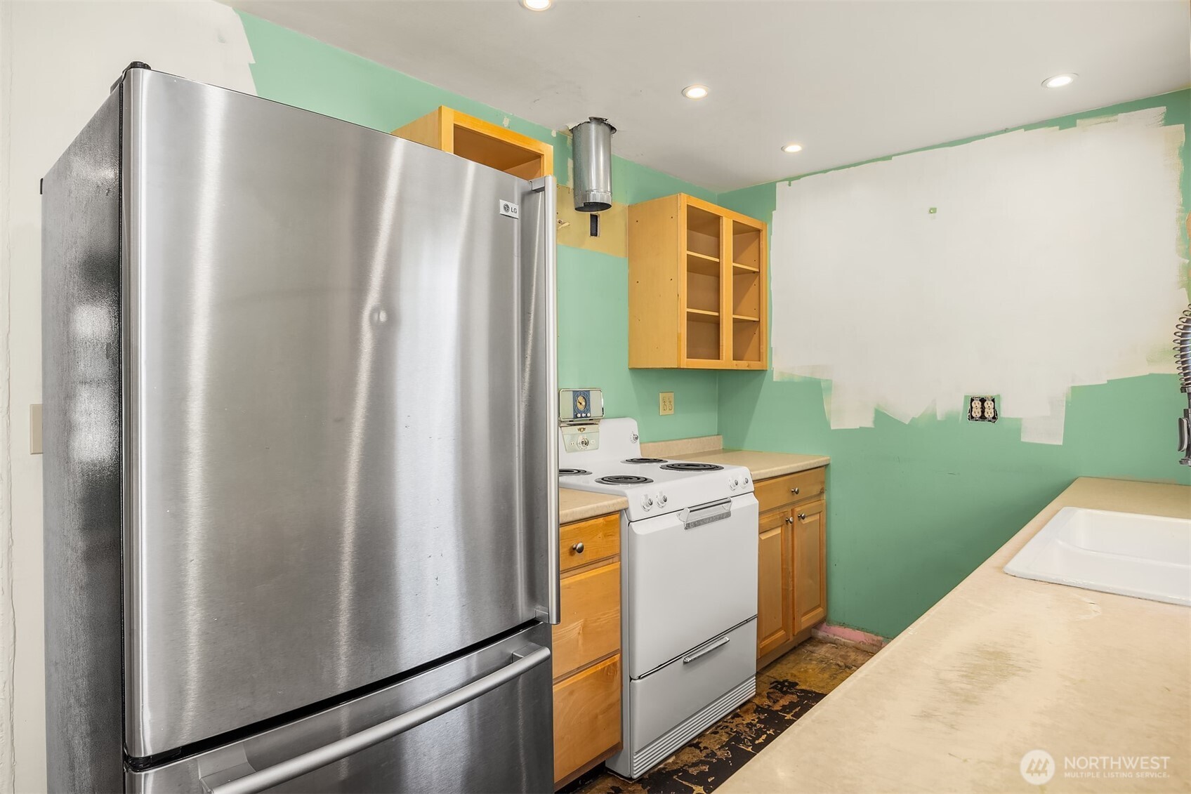 15329 Stone Avenue Property Photo 17