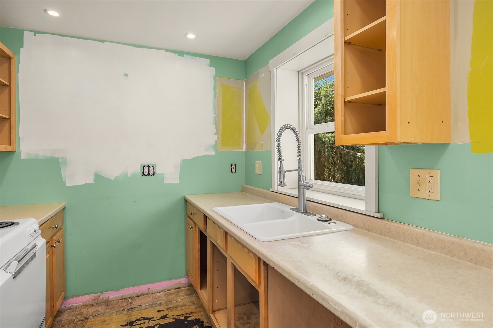 15329 Stone Avenue Property Photo 19