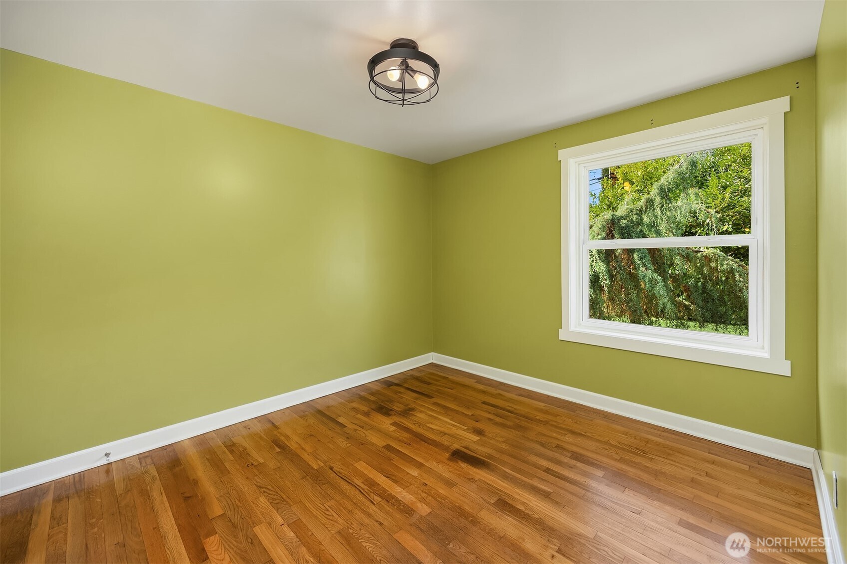 15329 Stone Avenue Property Photo 27