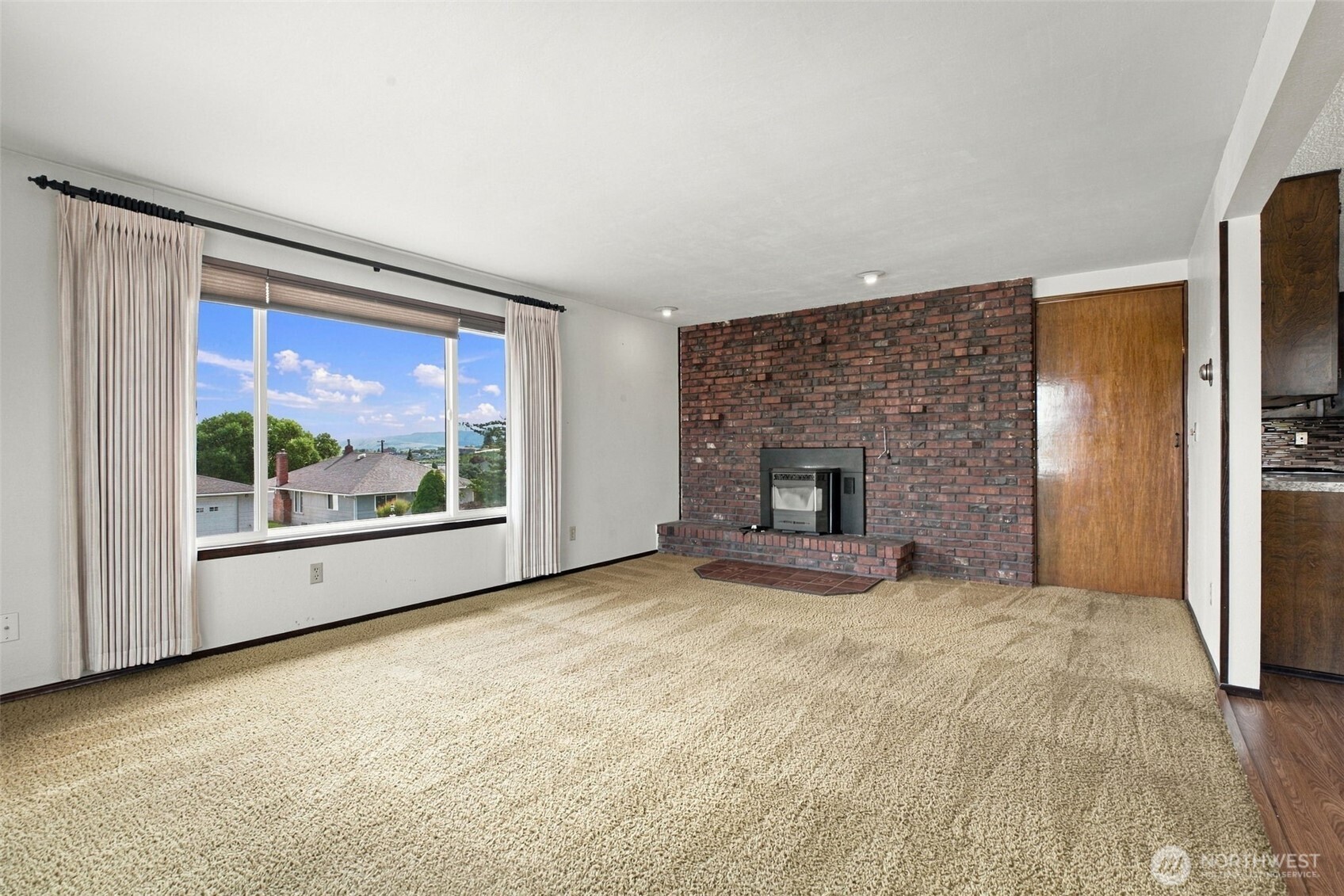1710 S 73rd Avenue Property Photo 5