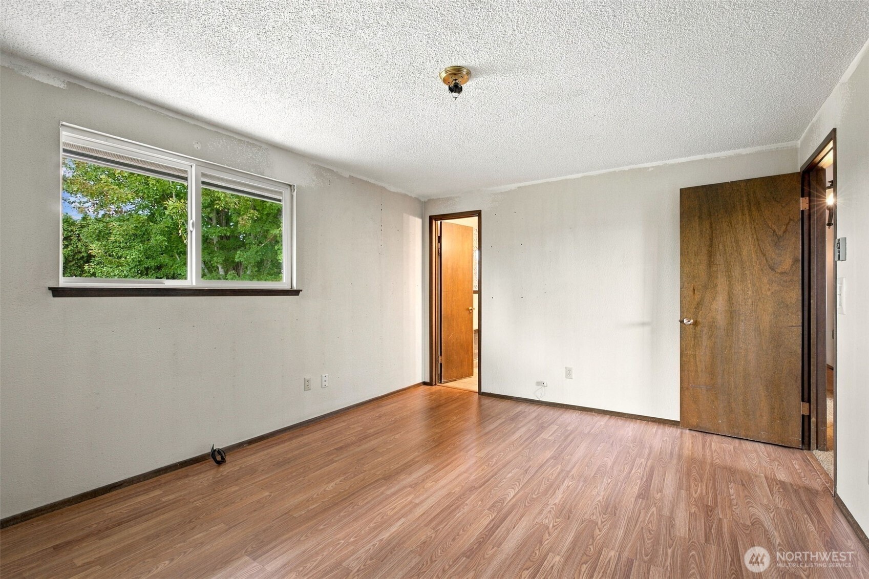 1710 S 73rd Avenue Property Photo 13