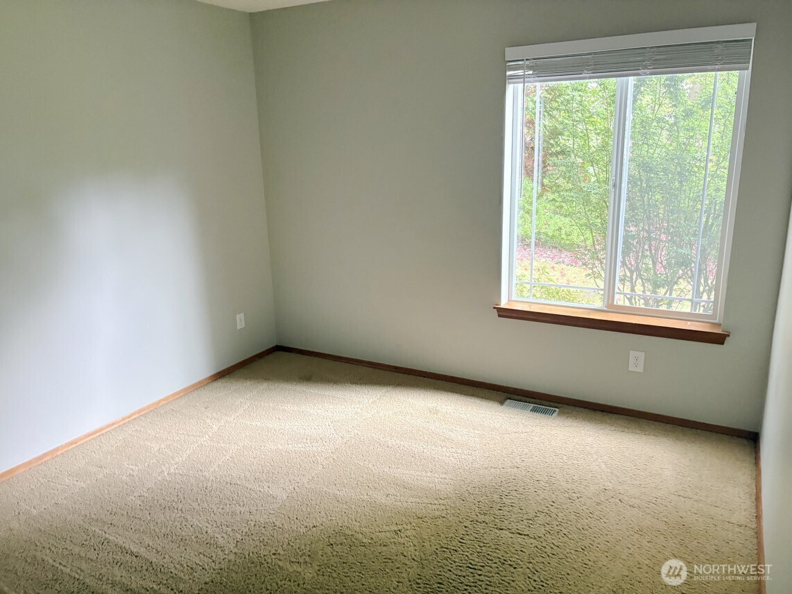 13718 248th Avenue Property Photo 26